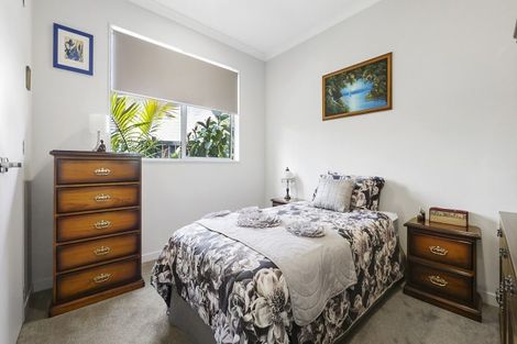 Photo of property in 8 Pheasant Close, Stanmore Bay, Whangaparaoa, 0932