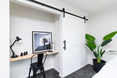 Photo of property in 5a Chelwood Street, Takaro, Palmerston North, 4412