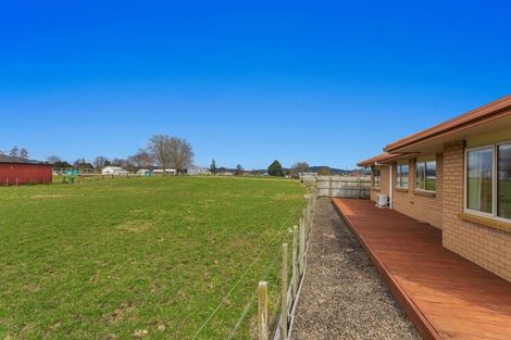 Photo of property in 26 Edgewater Grove, Whakatane, 3120