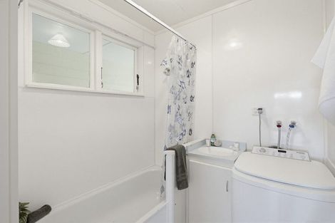 Photo of property in 38 Rimu Street, Waikanae, 5036