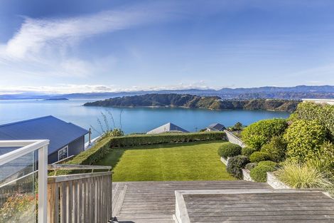 Photo of property in 56a Roseneath Terrace, Roseneath, Wellington, 6011