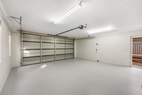 Photo of property in 6 Crabbe Place, Cromwell, 9310