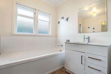 Photo of property in 1 Kusabs Road, Mangakakahi, Rotorua, 3015