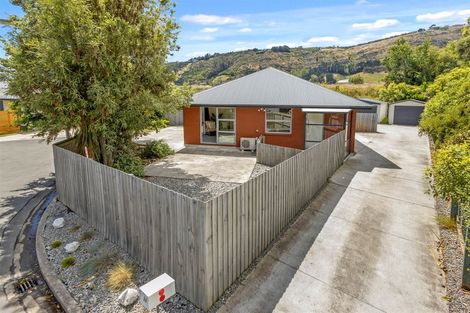 Photo of property in 6 Pawaho Place, Heathcote Valley, Christchurch, 8022