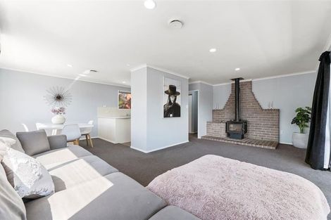Photo of property in 13a Bishoprick Crescent, Te Puke, 3119