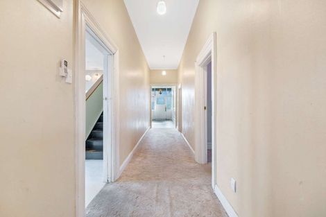 Photo of property in 21 Neidpath Road, The Glen, Dunedin, 9011