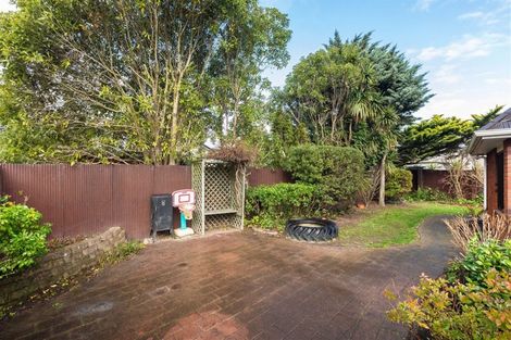 Photo of property in 27 Stillwater Avenue, Burwood, Christchurch, 8083