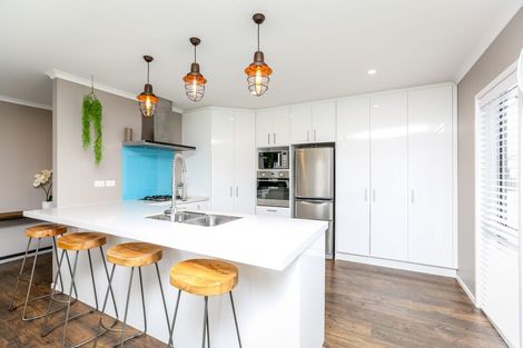 Photo of property in 3 Keene Drive, Bell Block, New Plymouth, 4312