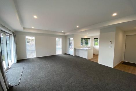 Photo of property in 1/230 Grahams Road, Burnside, Christchurch, 8053