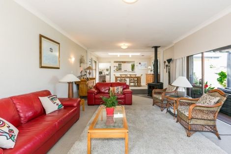 Photo of property in 52 Meeanee Road, Taradale, Napier, 4112