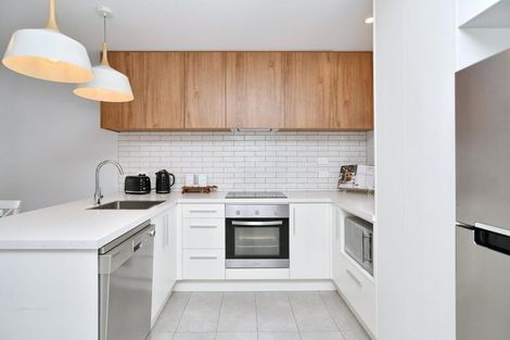 Photo of property in 3/8 New Brighton Road, Shirley, Christchurch, 8061