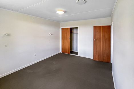 Photo of property in 75-77 Buick Crescent, Awapuni, Palmerston North, 4412