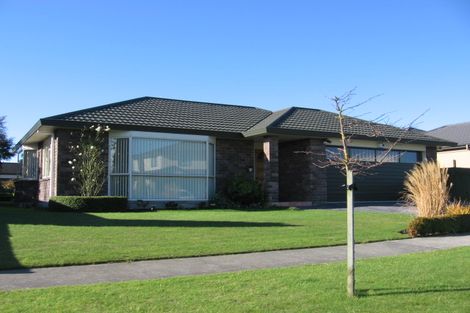 Photo of property in 4 Montana Way, Milson, Palmerston North, 4414