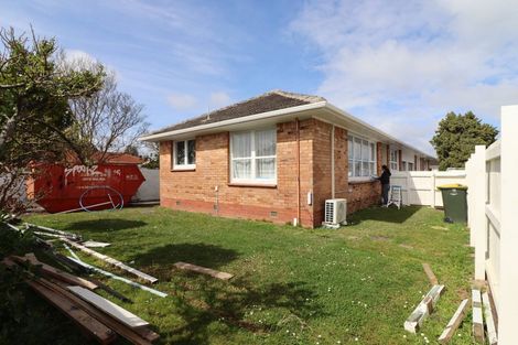 Photo of property in 2/95 Pakuranga Road, Pakuranga, Auckland, 2010