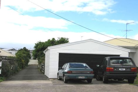 Photo of property in 3/6 Fenwick Avenue, Milford, Auckland, 0620