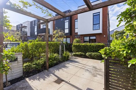 Photo of property in 11 Saltmarsh Road, Hobsonville, Auckland, 0616