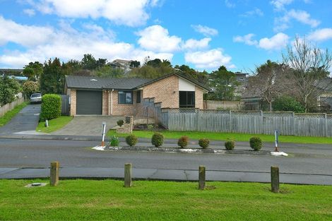 Photo of property in 30 Cabeleigh Drive, Helensville, 0800