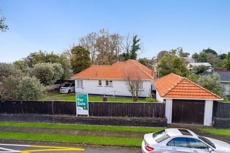 Photo of property in 5 Durie Street, Durie Hill, Whanganui, 4500