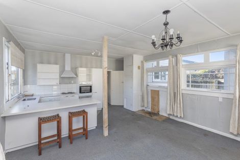 Photo of property in 8 Bass Street, Woolston, Christchurch, 8062