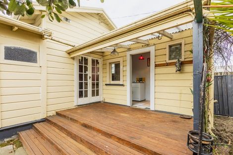 Photo of property in 20 Vigor Brown Street, Napier South, Napier, 4110