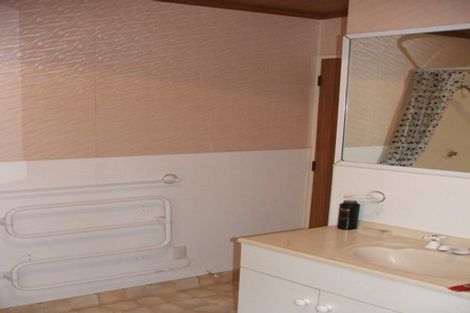 Photo of property in 171a Broderick Road, Johnsonville, Wellington, 6037