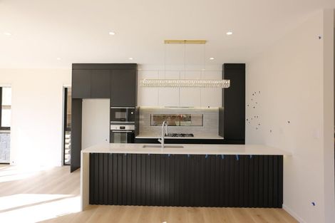 Photo of property in 46 Topliss Drive, Northcross, Auckland, 0632