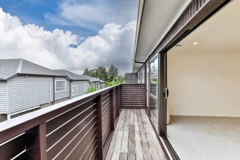 Photo of property in 2/29 Verbena Road, Birkdale, Auckland, 0626