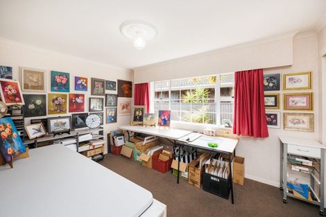 Photo of property in 7 Woodfield Avenue, Roslyn, Palmerston North, 4414