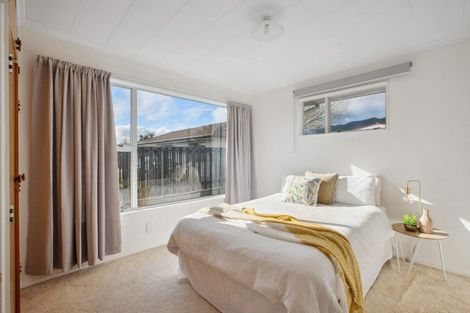 Photo of property in 11 Matai Street, Waikanae, 5036