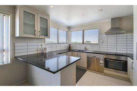 Photo of property in 7 Catkin Crescent, Papatoetoe, Auckland, 2025