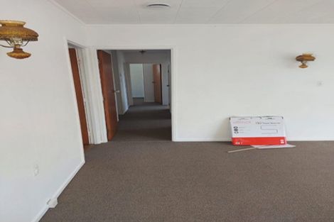 Photo of property in 26 Marvon Downs Avenue, Pakuranga Heights, Auckland, 2010