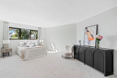 Photo of property in 2/14 Clifton Road, Waiake, Auckland, 0630