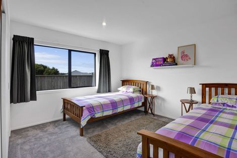 Photo of property in 6 Hawetaone Street, Bell Block, New Plymouth, 4312