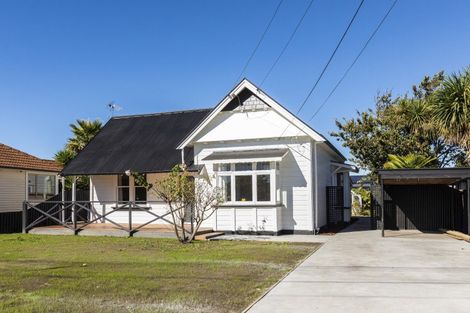 Photo of property in 664 Avonside Drive, Avonside, Christchurch, 8061