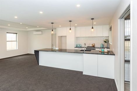 Photo of property in 11 Lussa Close, Broomfield, Christchurch, 8042
