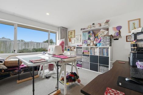 Photo of property in 4 Devon Crescent, Darfield, 7510