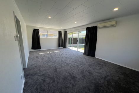 Photo of property in 13 Saint Ronans Avenue, Waterloo, Lower Hutt, 5011