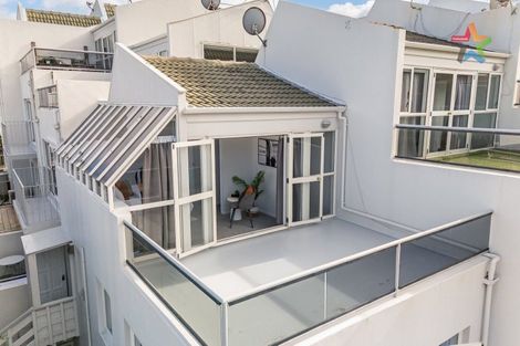 Photo of property in Mcfarlane Mews, 2u7 Mcfarlane Street, Mount Victoria, Wellington, 6011
