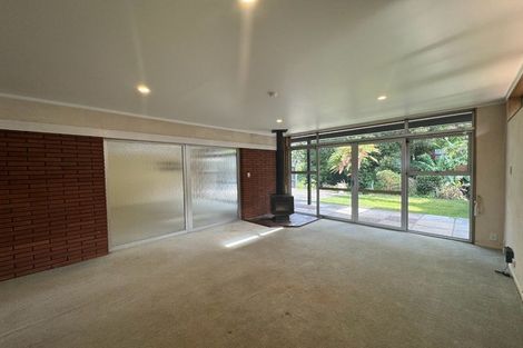 Photo of property in 15 Parkland Crescent, Terrace End, Palmerston North, 4410