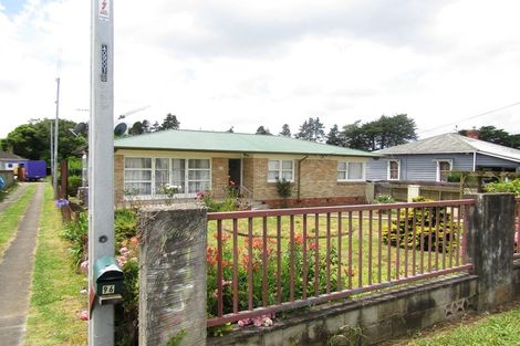 Photo of property in 98 Gray Avenue, Mangere East, Auckland, 2024