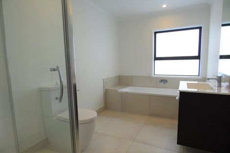 Photo of property in 9/25 Sidney Wallingford Way, Hobsonville, Auckland, 0616