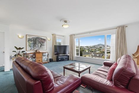 Photo of property in 8 Lethenty Way, Karori, Wellington, 6012