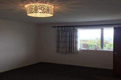 Photo of property in 3 Kerr Grove, Johnsonville, Wellington, 6037