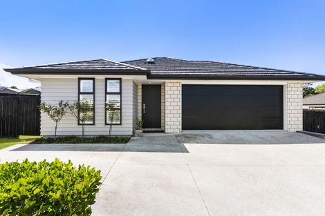 Photo of property in 50 Taikura Avenue, Red Beach, 0932