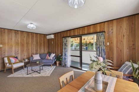 Photo of property in 25 Humphries Street, Inglewood, 4330