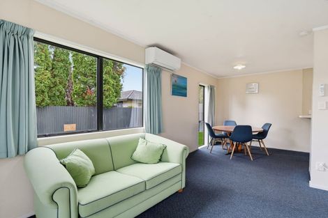 Photo of property in 33 Ruahine Street, Roslyn, Palmerston North, 4414