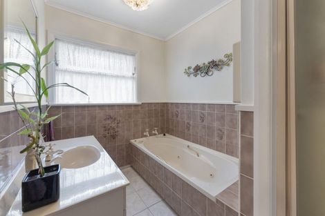 Photo of property in 15b Field Street, Silverstream, Upper Hutt, 5019