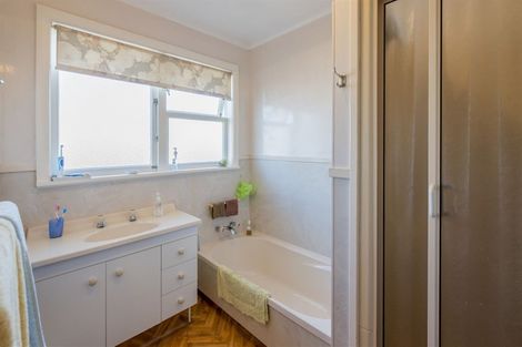 Photo of property in 27 Tawa Street, Levin, 5510
