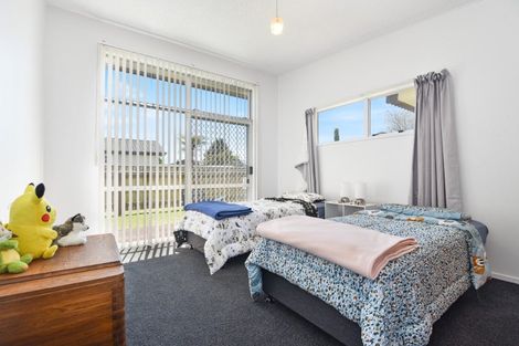 Photo of property in 28 Iles Road, Lynmore, Rotorua, 3010