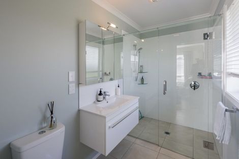 Photo of property in 18 Gladys Place, Levin, 5510